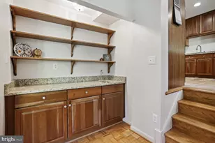 2300 Cheshire Ln, Alexandria, VA 22307 - Photo 5
