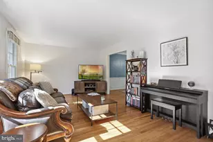 2300 Cheshire Ln, Alexandria, VA 22307 - Photo 13