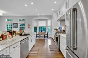 9548 Lagersfield Cir, Vienna, VA 22181 - Photo 5