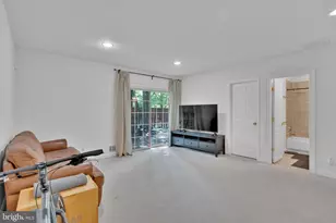 9548 Lagersfield Cir, Vienna, VA 22181 - Photo 15