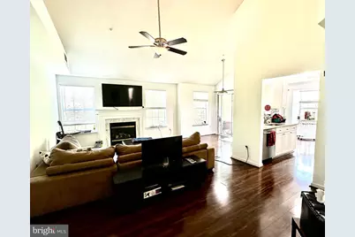 5958 Founders Hill Drive #301, Alexandria, VA 22310 - Photo 5