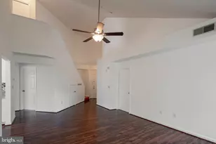 5958 Founders Hill Dr, Alexandria, VA 22310 - Photo 7