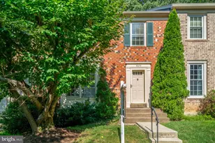 9674 Scotch Haven Dr, Vienna, VA 22181 - Photo 1