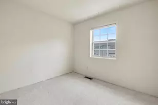 5305 Anchor Ct, Fairfax, VA 22032 - Photo 17