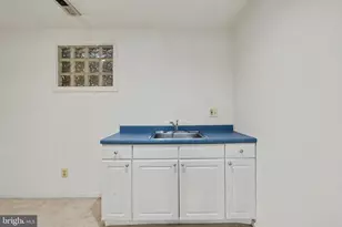 5305 Anchor Ct, Fairfax, VA 22032 - Photo 27