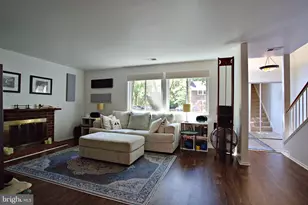1450 Greenmont Ct, Reston, VA 20190 - Photo 3