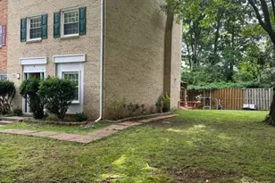 14709 Bentley Square, Centreville, VA 20120 - Photo 3
