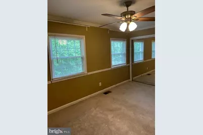 14709 Bentley Square, Centreville, VA 20120 - Photo 33