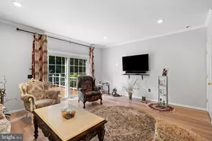 12118 Wedgeway Pl, Fairfax, VA 22033 - Photo 33