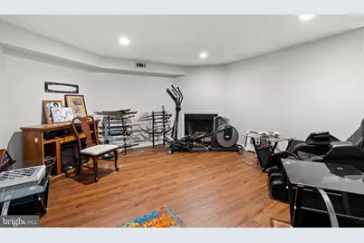 12118 Wedgeway Place, Fairfax, VA 22033 - Photo 15