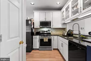 12118 Wedgeway Pl, Fairfax, VA 22033 - Photo 29