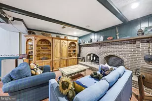 10516 Walter Thompson Dr, Vienna, VA 22181 - Photo 41