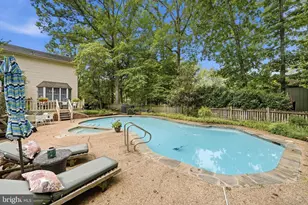 10516 Walter Thompson Dr, Vienna, VA 22181 - Photo 45