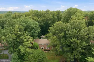 10516 Walter Thompson Dr, Vienna, VA 22181 - Photo 55
