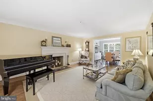 10516 Walter Thompson Dr, Vienna, VA 22181 - Photo 17