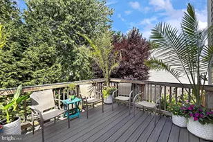 1057 Burwick Dr, Herndon, VA 20170 - Photo 39
