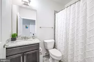 11692 Sunrise Square Pl, Reston, VA 20191 - Photo 9