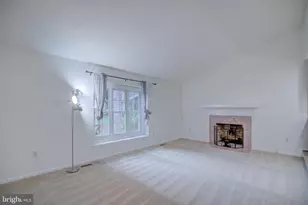9519 Heathwood Ct, Burke, VA 22015 - Photo 7
