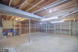 9519 Heathwood Ct, Burke, VA 22015 - Photo 35