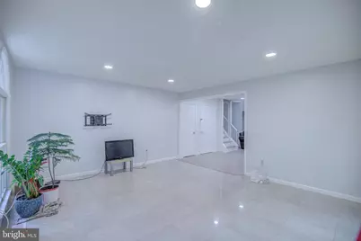 9519 Heathwood Court, Burke, VA 22015 - Photo 15