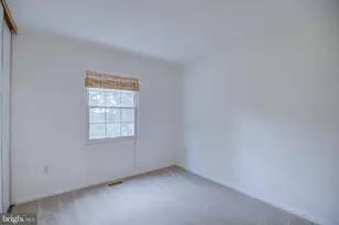 9519 Heathwood Ct, Burke, VA 22015 - Photo 19
