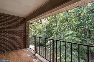 1526 Northgate Square, Reston, VA 20190 - Photo 9