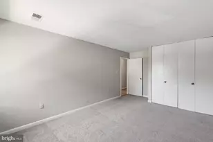 1526 Northgate Square, Reston, VA 20190 - Photo 19
