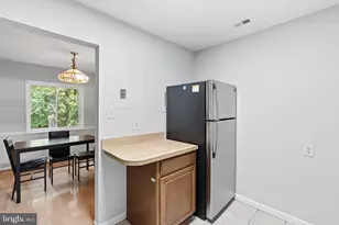 1526 Northgate Square, Reston, VA 20190 - Photo 7