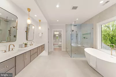 208 Elm Street SW, Vienna, VA 22180 - Photo 23
