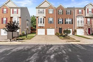 4621 Deerwatch Dr, Chantilly, VA 20151 - Photo 1