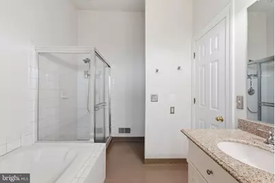 2124 Bobbyber Drive, Vienna, VA 22182 - Photo 25