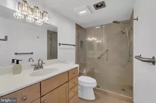 1800 Old Meadow Rd, McLean, VA 22102 - Photo 23