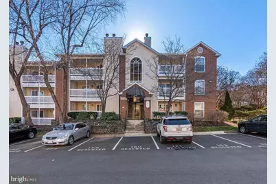 1535 Lincoln Way #102, McLean, VA 22102 - Photo 1