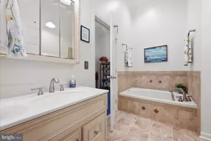 6609 Skylemar Trail, Centreville, VA 20121 - Photo 11
