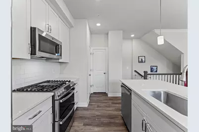 2410 Stella Place #2, Alexandria, VA 22303 - Photo 15