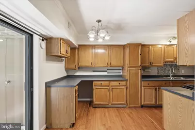 2339 Freetown Court #33/11C, Reston, VA 20191 - Photo 5