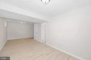 8624 Parliament Dr, Springfield, VA 22151 - Photo 33