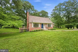 8624 Parliament Dr, Springfield, VA 22151 - Photo 5