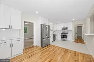 8624 Parliament Dr, Springfield, VA 22151 - Photo 1