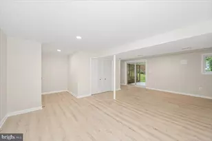 8624 Parliament Dr, Springfield, VA 22151 - Photo 35