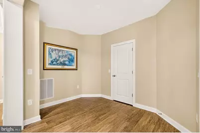 6101 Fairview Farm Drive #309, Alexandria, VA 22315 - Photo 17