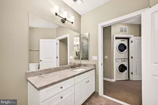 6101 Fairview Farm Dr, Alexandria, VA 22315 - Photo 29