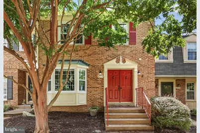8217 Clifton Farm Court, Alexandria, VA 22306 - Photo 3