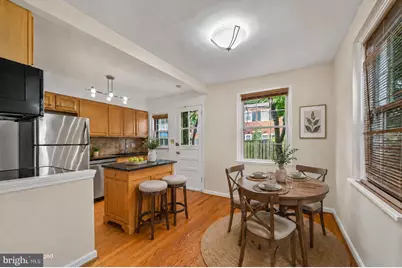8217 Clifton Farm Court, Alexandria, VA 22306 - Photo 9