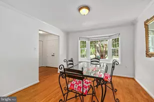 8217 Clifton Farm Ct, Alexandria, VA 22306 - Photo 5