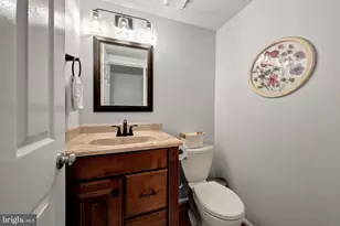 7409 Shady Palm Dr, Springfield, VA 22153 - Photo 17