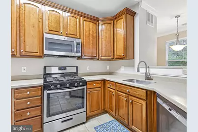 13004 Cabin Creek Road #13004, Herndon, VA 20171 - Photo 9