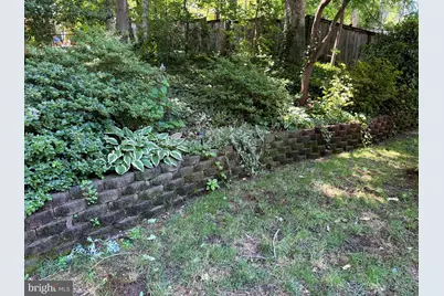 9809 Bacon Court, Fairfax, VA 22032 - Photo 7