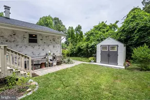 8926 Sylvania St, Lorton, VA 22079 - Photo 43
