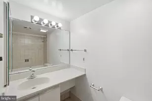 1808 Old Meadow Rd, McLean, VA 22102 - Photo 13